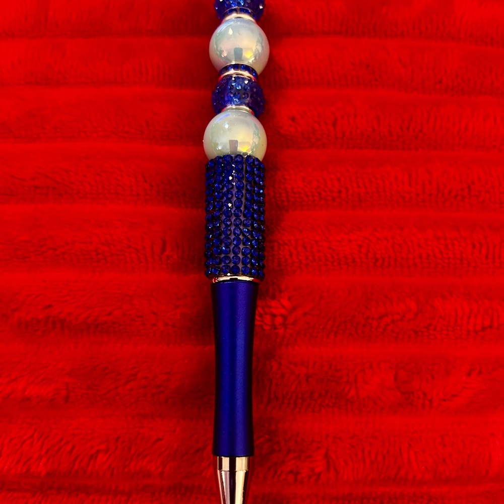 Elegant Blue and Silver Beaded Pen